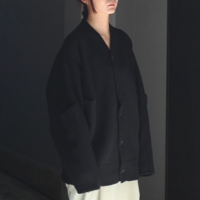 【残りわずか】Extra Fine Wool Knit Tucked Cardigan