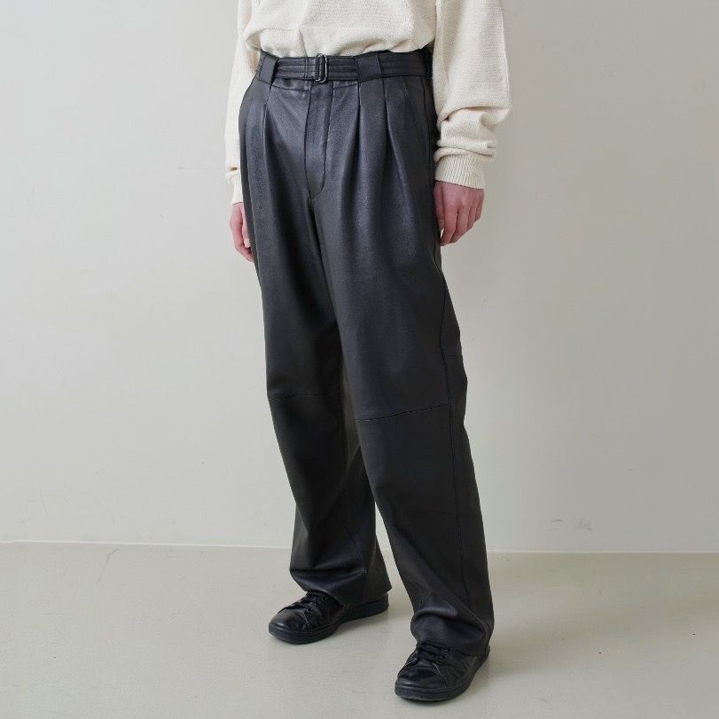 YOKE 21AW BELTED TROUSERS 2TUCK LEATHER