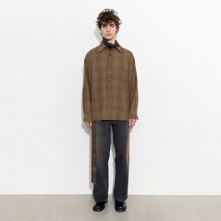 【残り一点】Borrowed Shirt