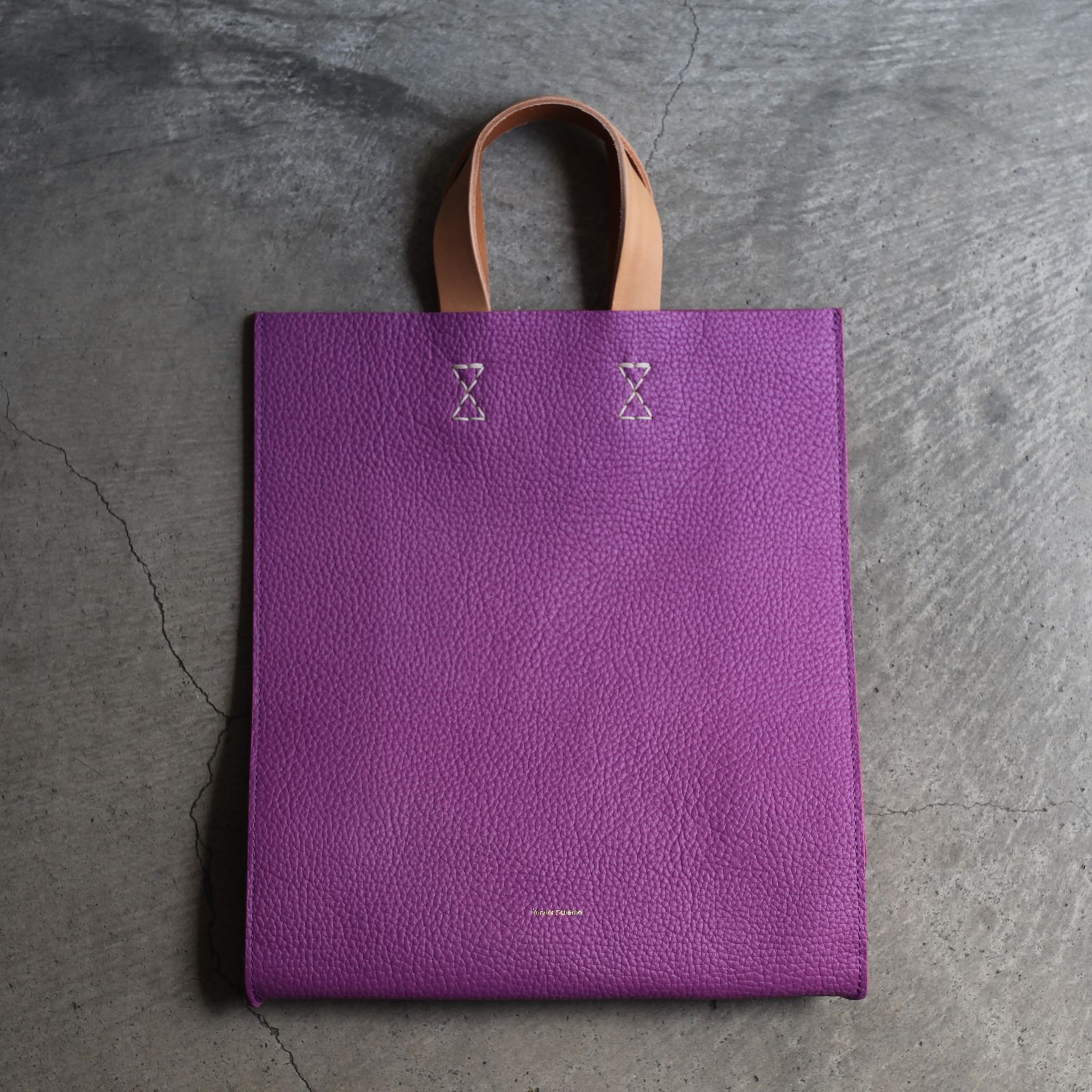 Hender Scheme paper bag big royal purple | www.ishela.com.br