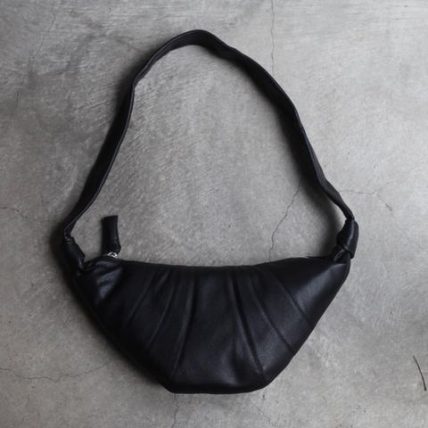 【残りわずか】Medium Croissant Bag(COW LEATHER)