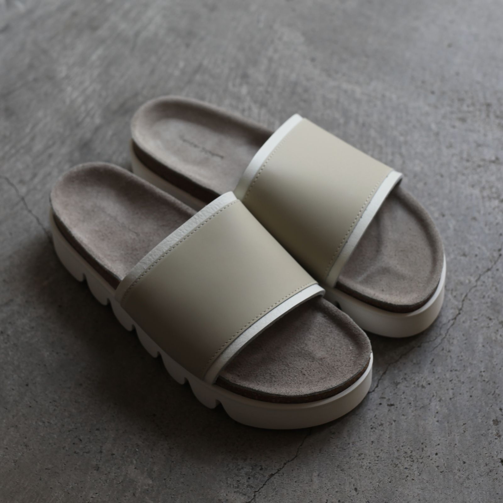 Hender Scheme キャタピラー