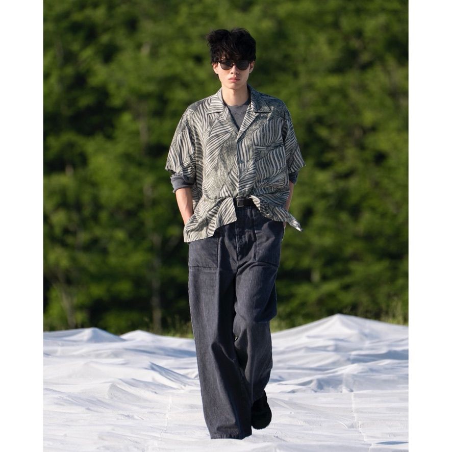 【残り一点】Leaf Pattern Printed Open Collar Shirt