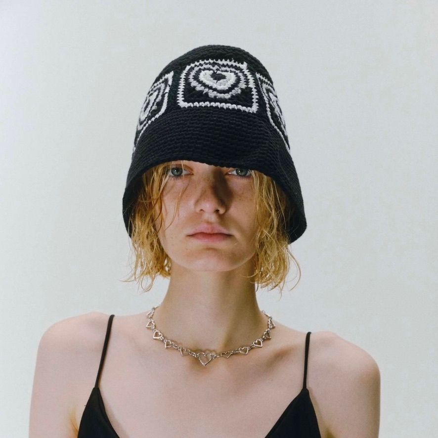 【日本入手困難】プラダ Crochet bucket hat ハット White Crochet bucket hat | PRADA