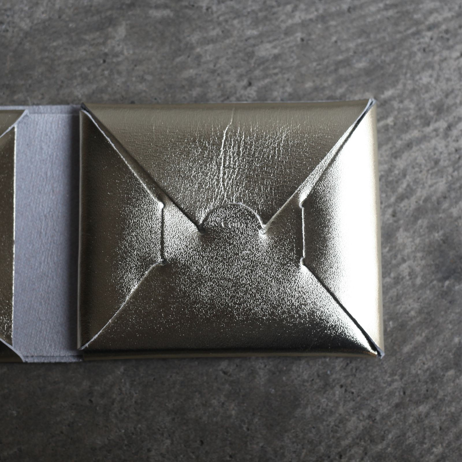 【残り一点】Seamless Short Wallet