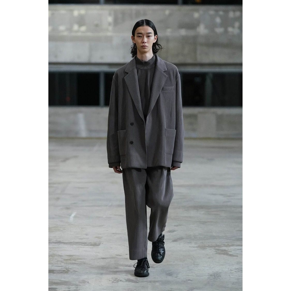 stein GRADATION PLEATS JACKET | www.innoveering.net