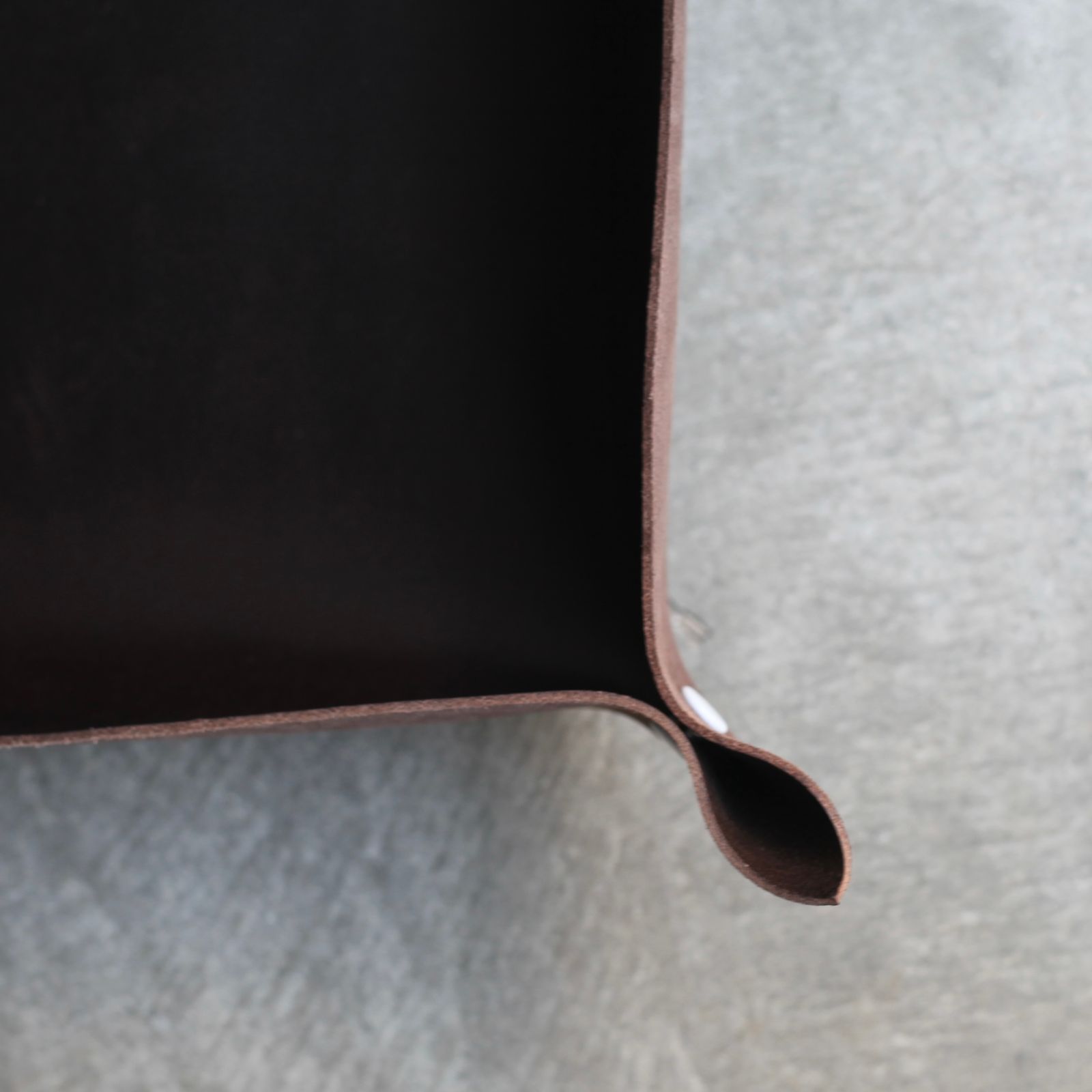 【残りわずか】Tray_L