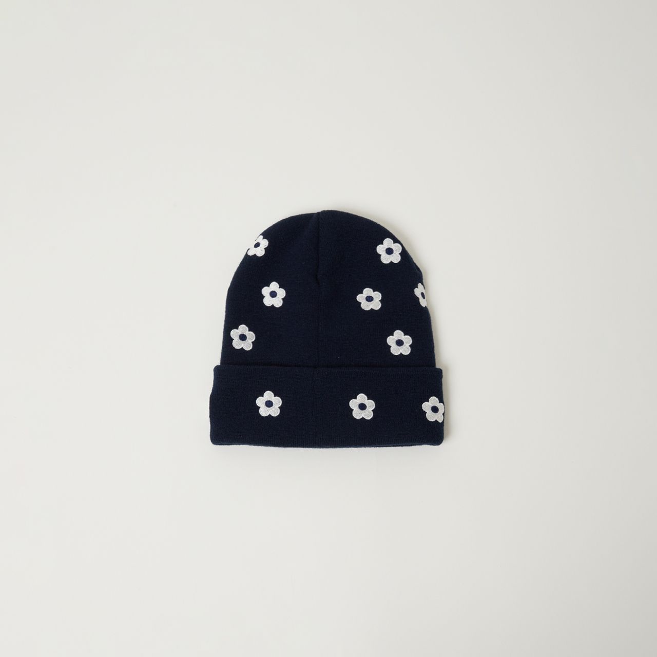 【残りわずか】Flower Embroidery Beanie