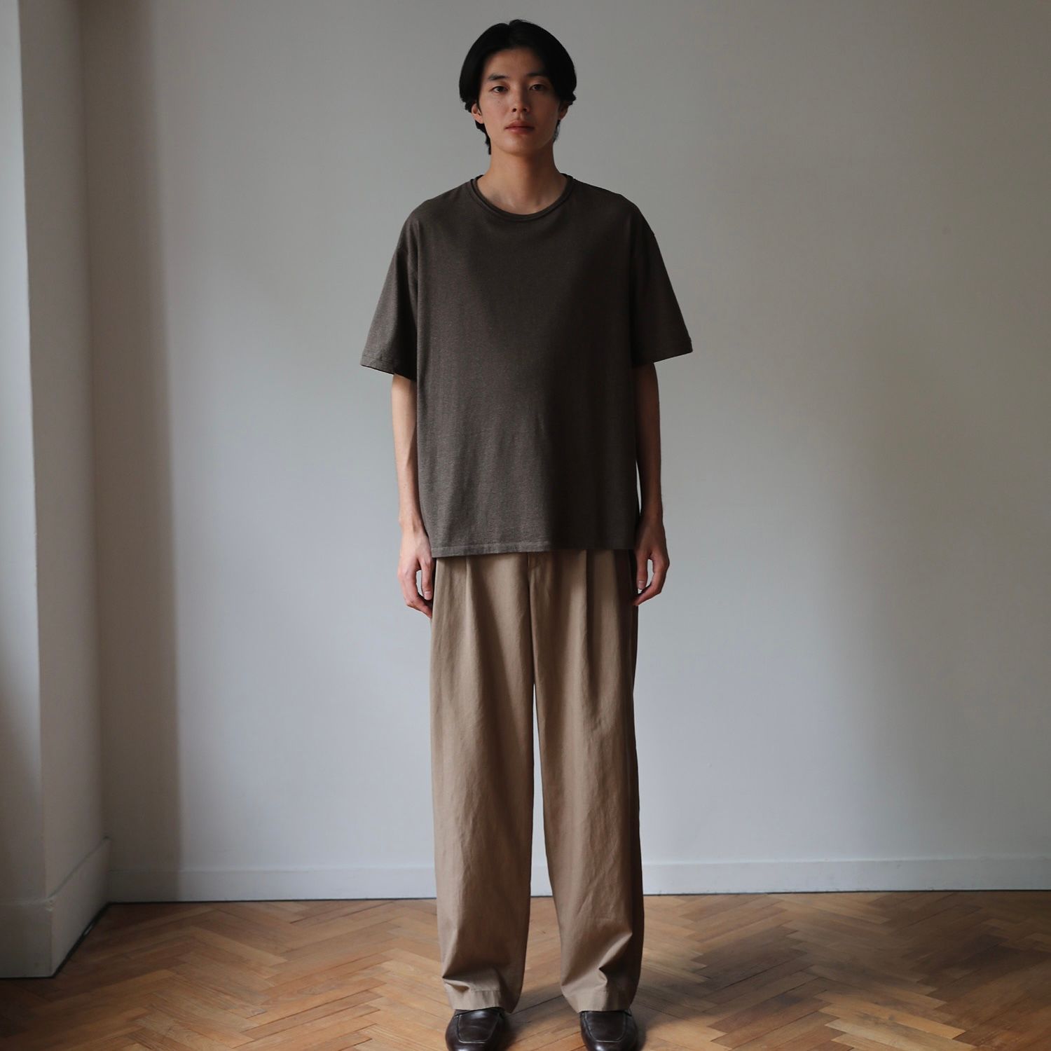 【残り一点】Library Raw-Edge Tee