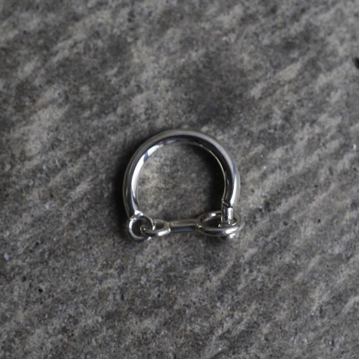 【残り一点】Lock Ring(WHITE)