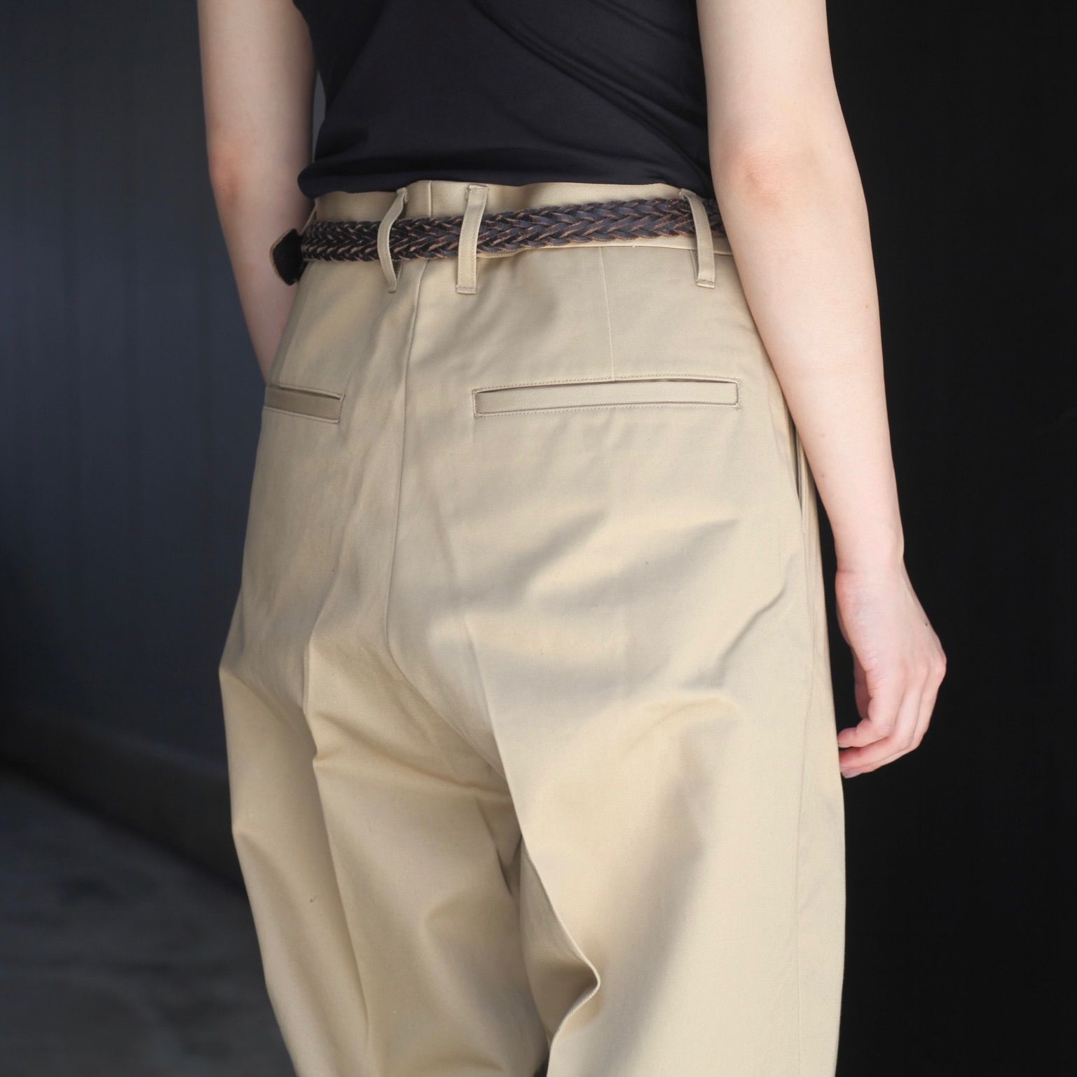 UNIVERSAL PRODUCTS - 【残りわずか】Cotton 1tuck Trousers | ACRMTSM