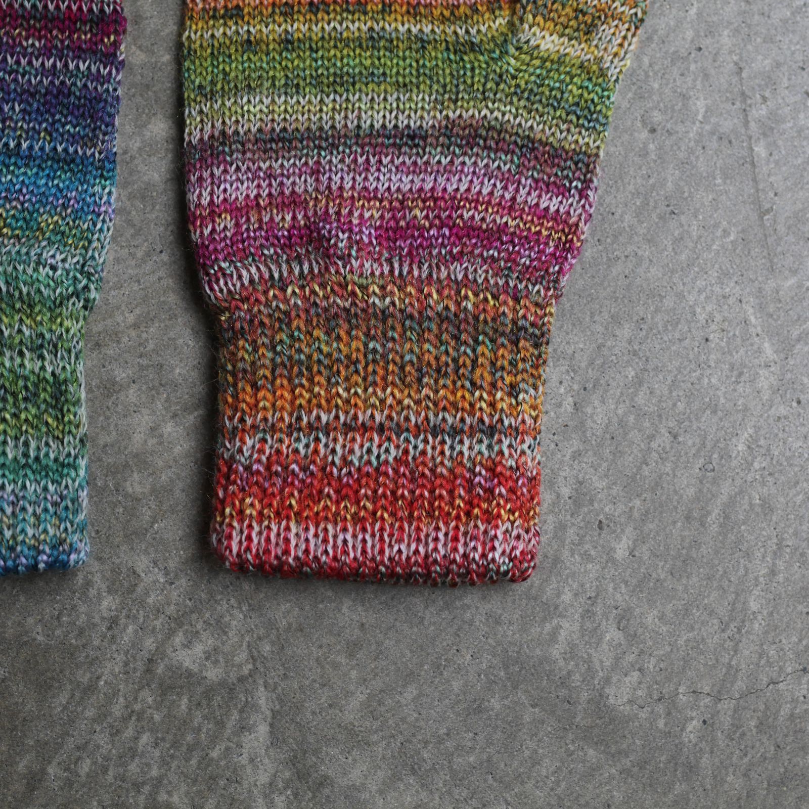 【残り一点】Multi Color Glove