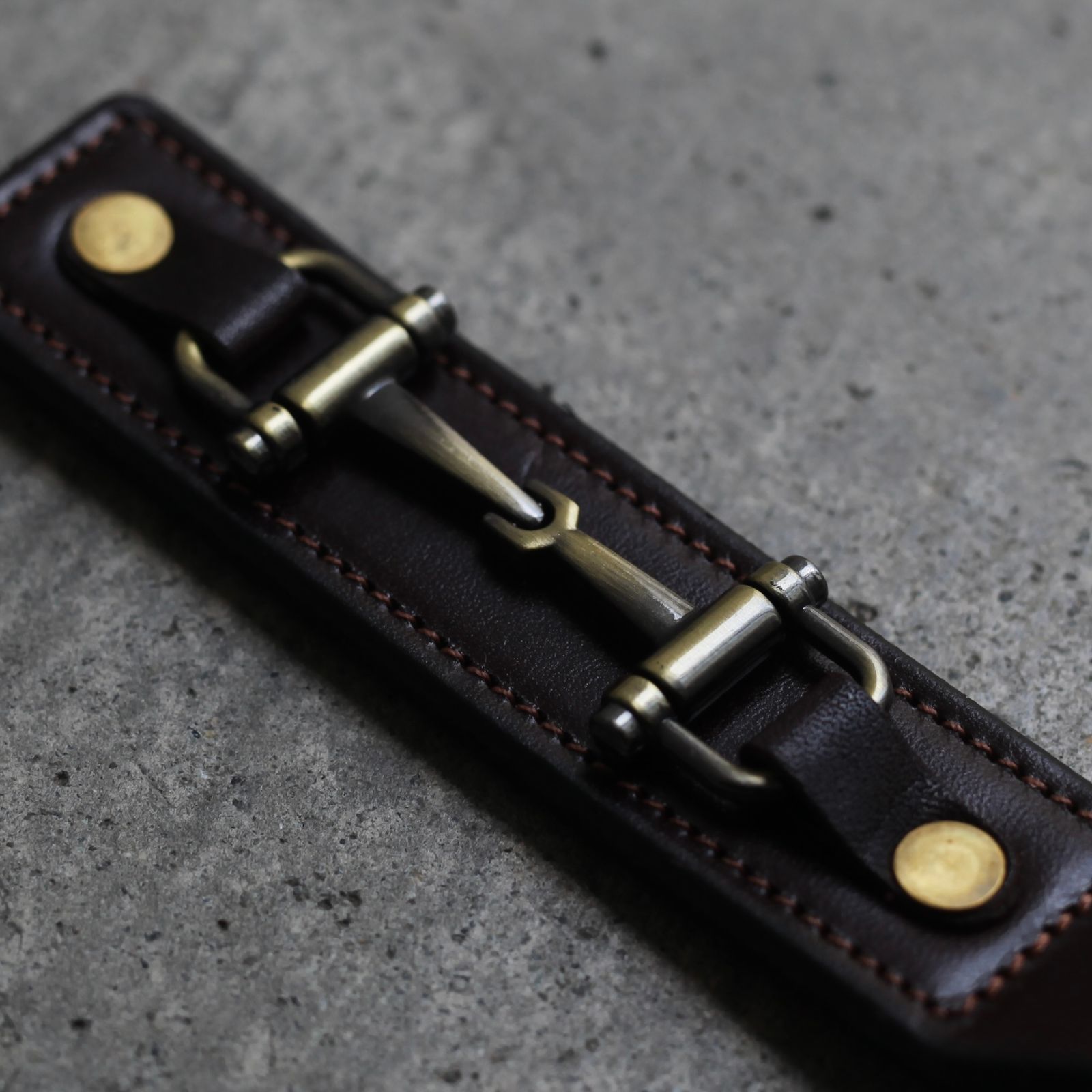 【残りわずか】Snaffle Bit Key Fobs(HAVANA)