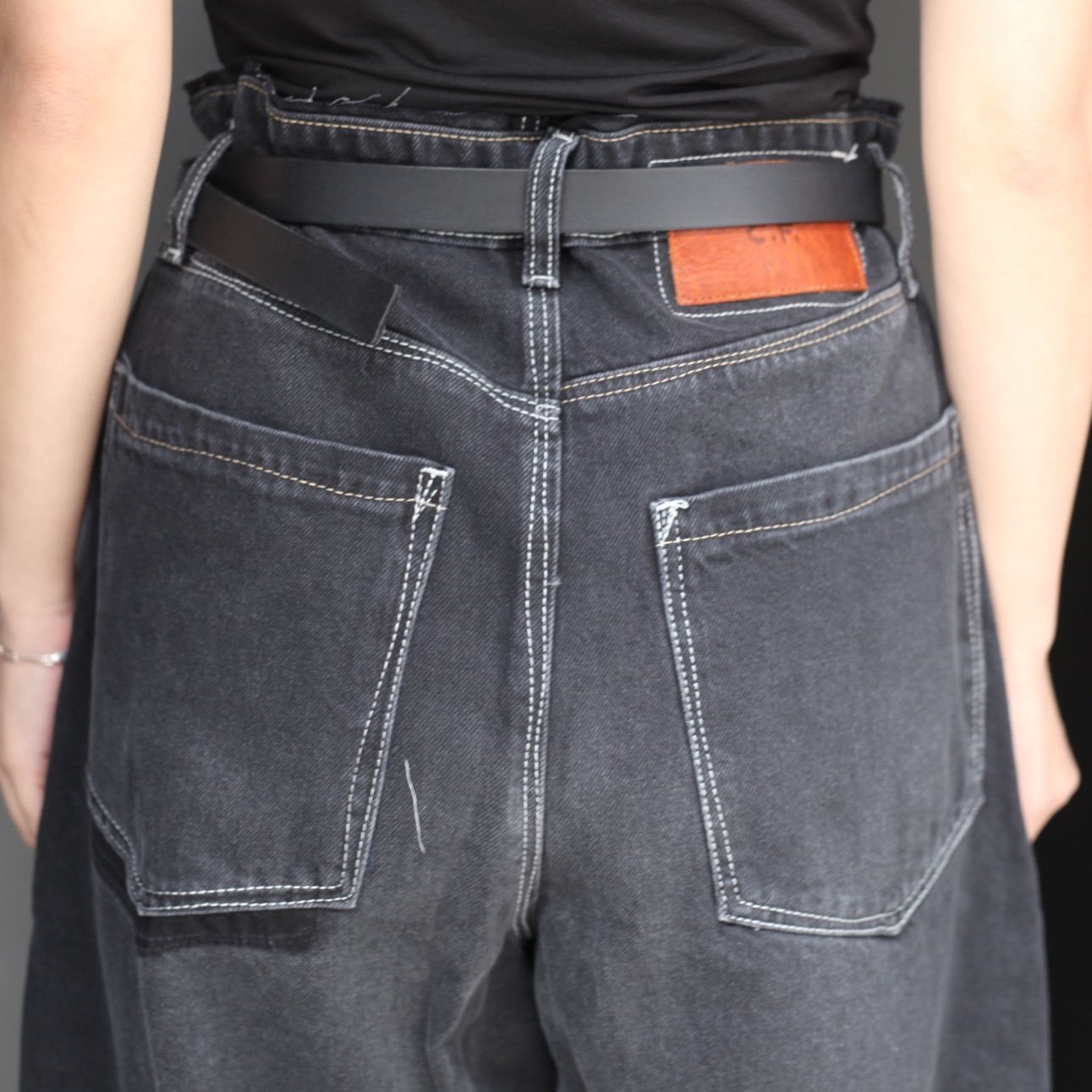 【残り一点】Wobbly Jeans