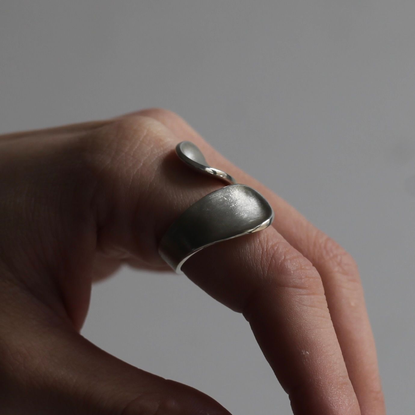 【残り一点】Ripple Twist Ring