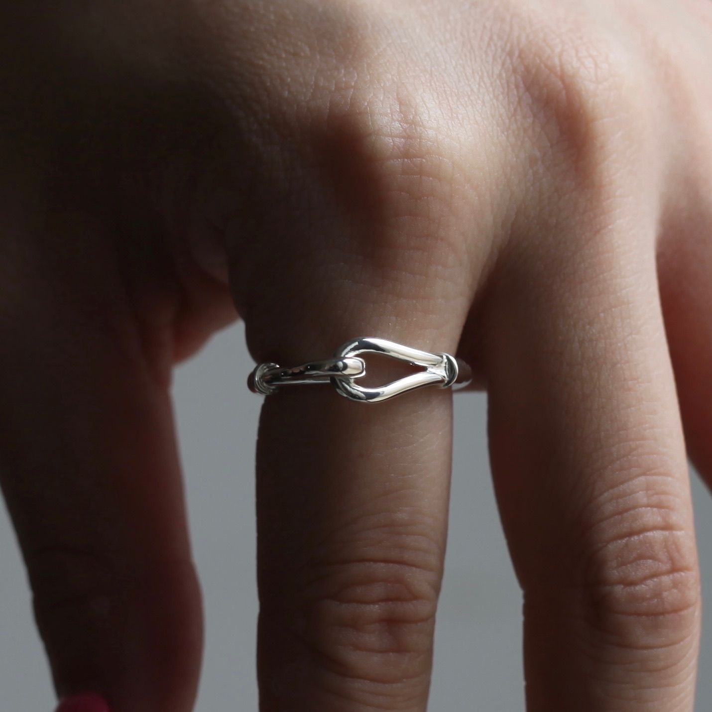 【残り一点】Needle Fook Ring(WHITE)