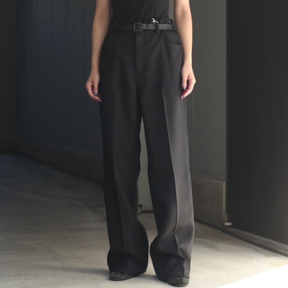 【残りわずか】Straight Pressed Pants