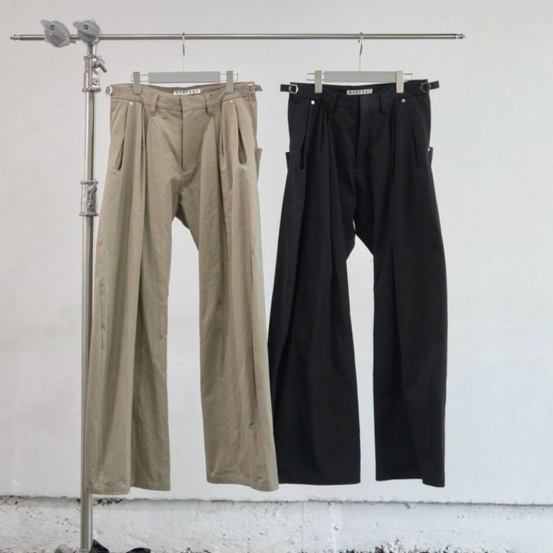【残り一点】2Tucked Curved Leg Trousers