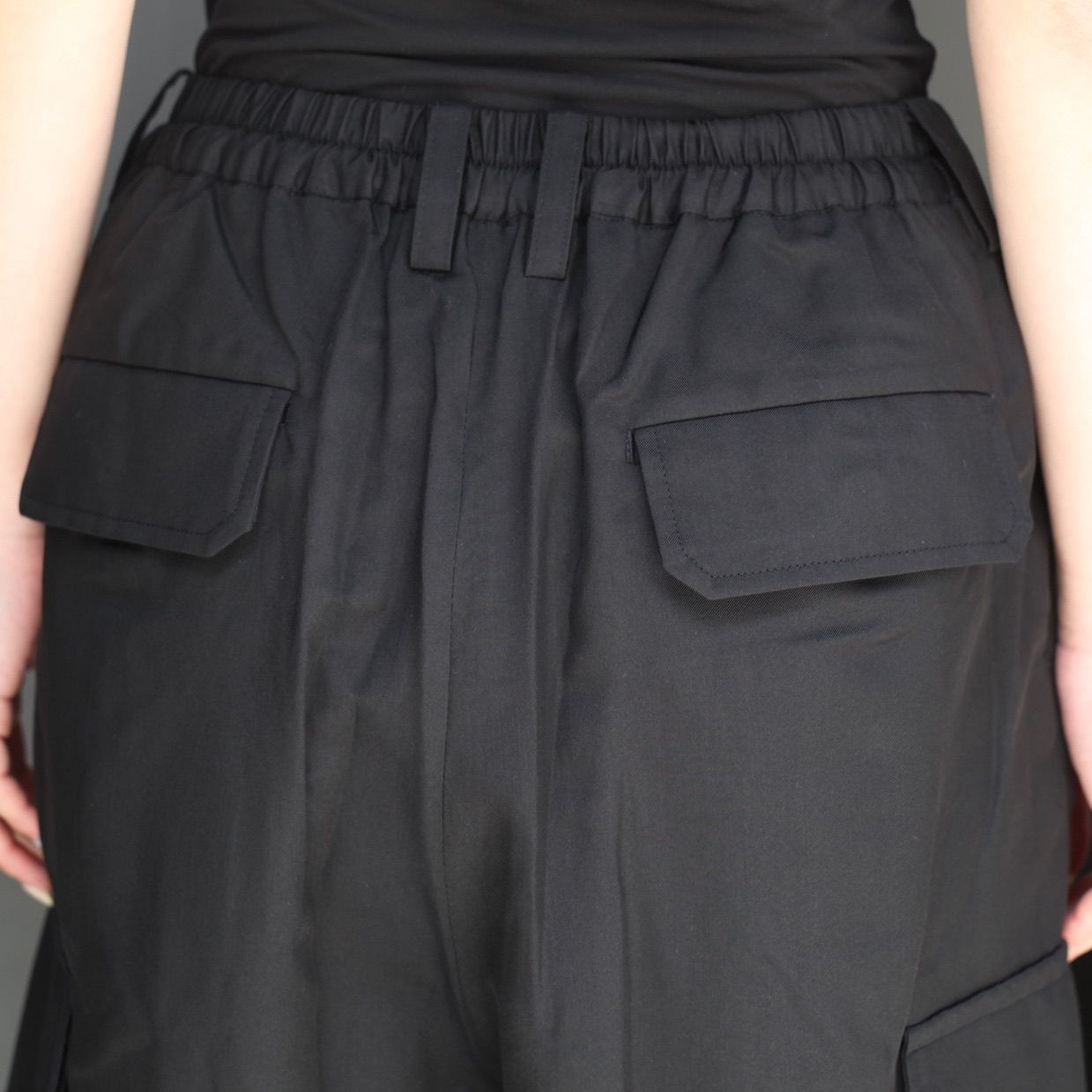 【残りわずか】Silk Cupro Cargo Short Trousers