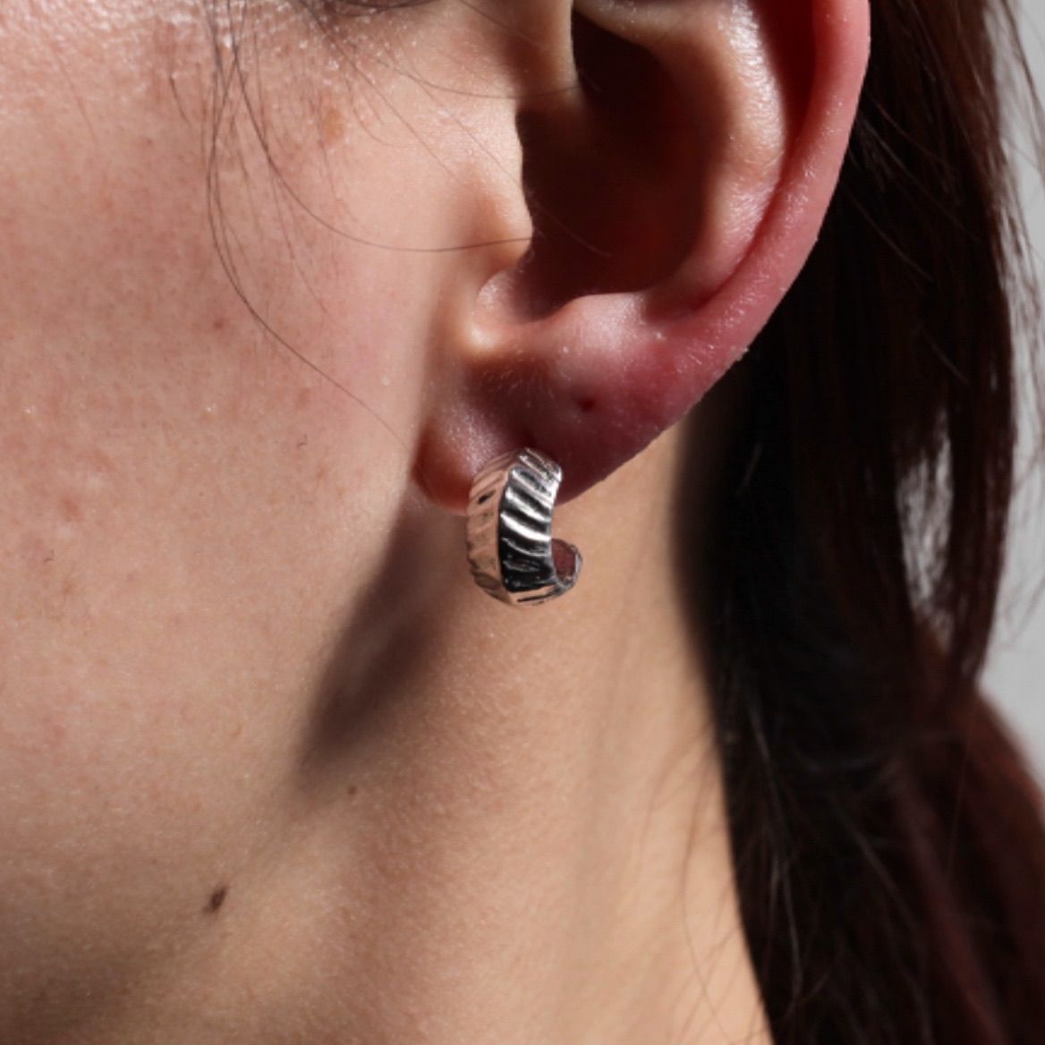 【残り一点】YU-KIN ZG Hoop Earrings(両耳用）