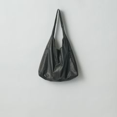 【残りわずか】Goat Leather Shoulder Bag
