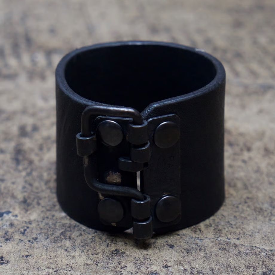 【お取り寄せ注文可能】Lock Bangle