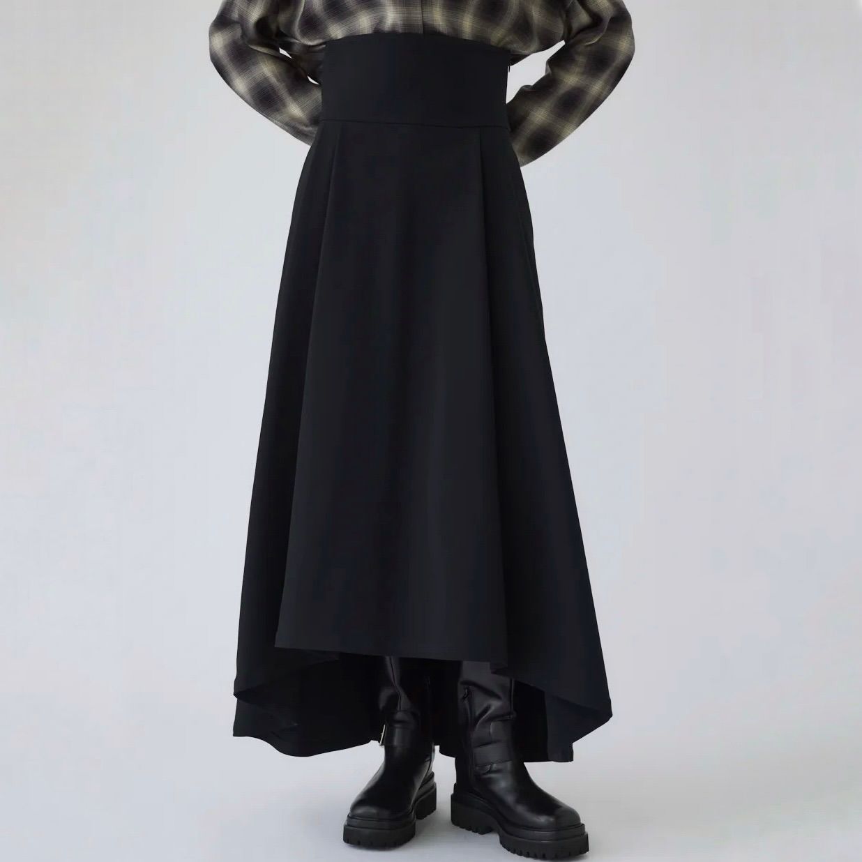 【残り一点】Ruffle Volume SK