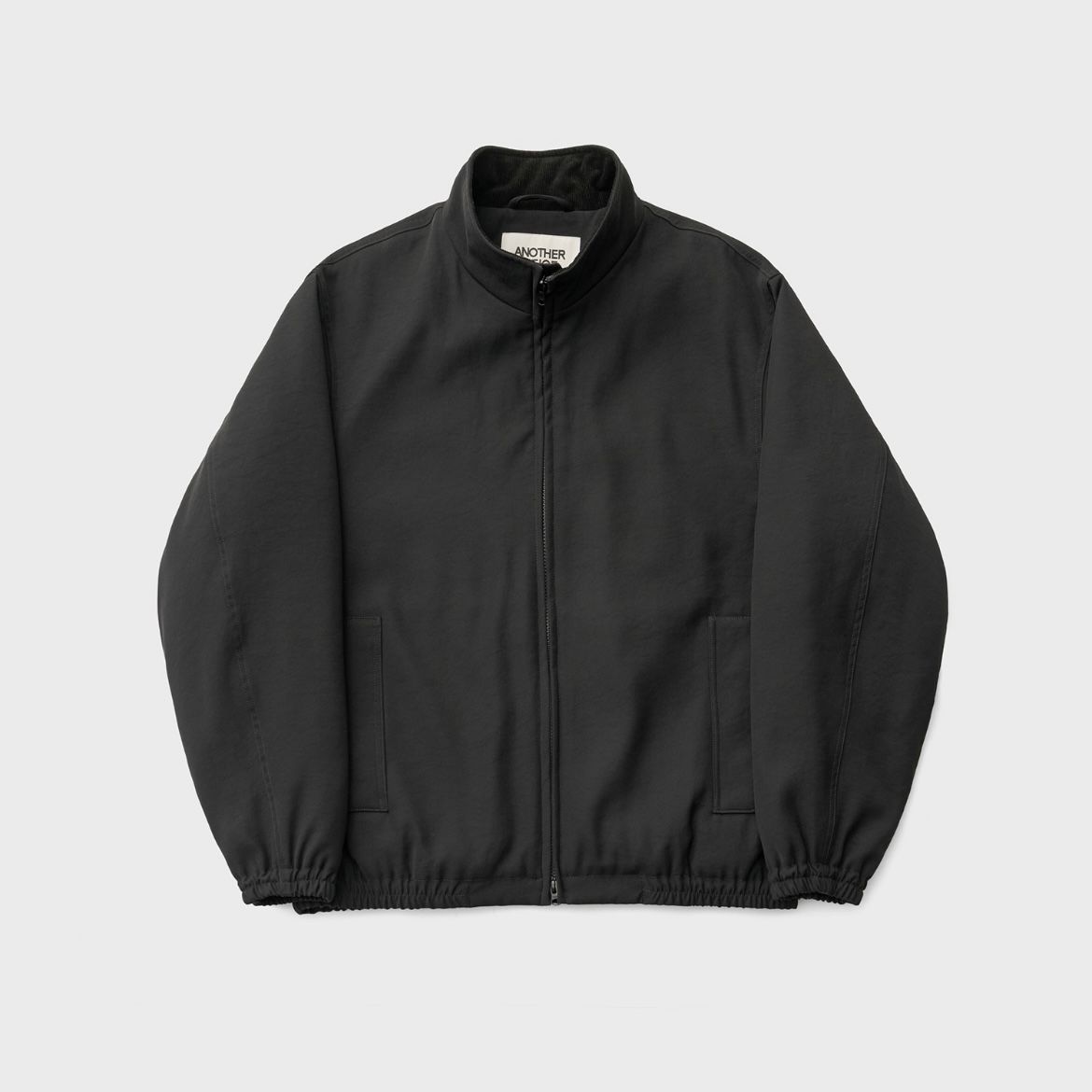 【残り一点】High Neck Insulation Jacket