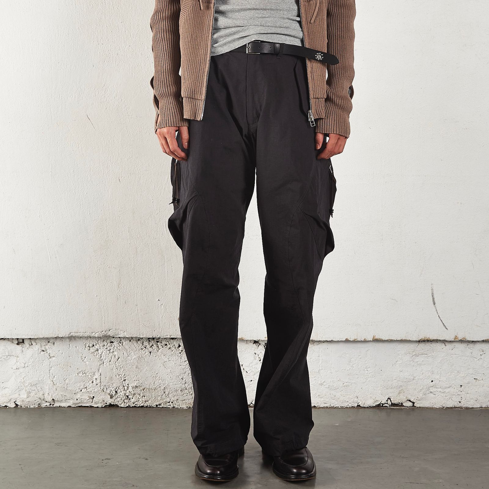 NVRFRGT - 【残りわずか】3D Twisted Cargo Pants | ACRMTSM ONLINE STORE