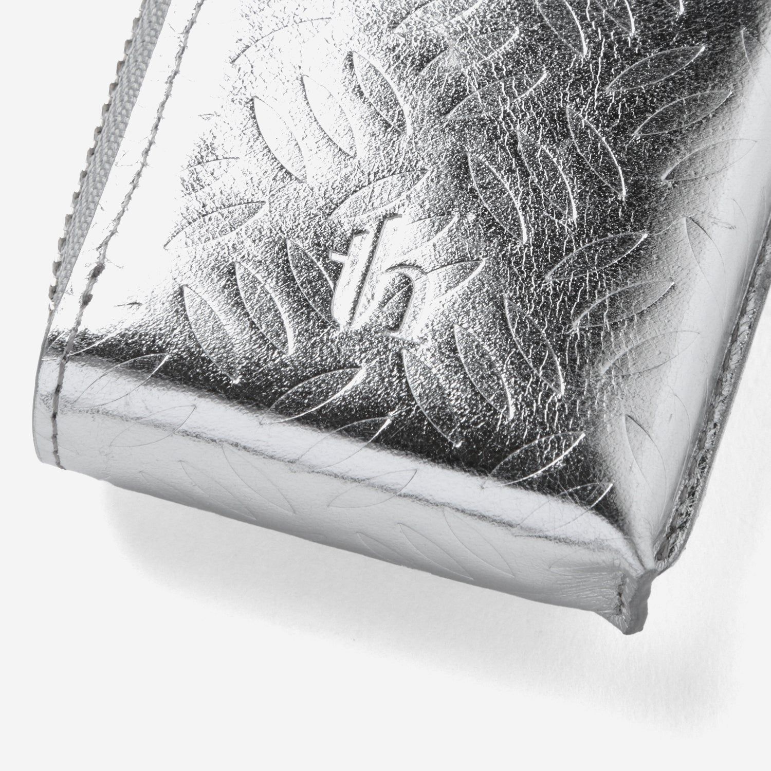 【残り一点】Embossed Airpods / Key Case