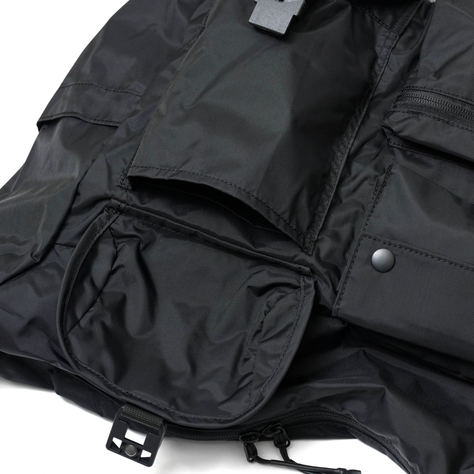 【再販売通知受付可能】3 Pockets Shoulder Bag