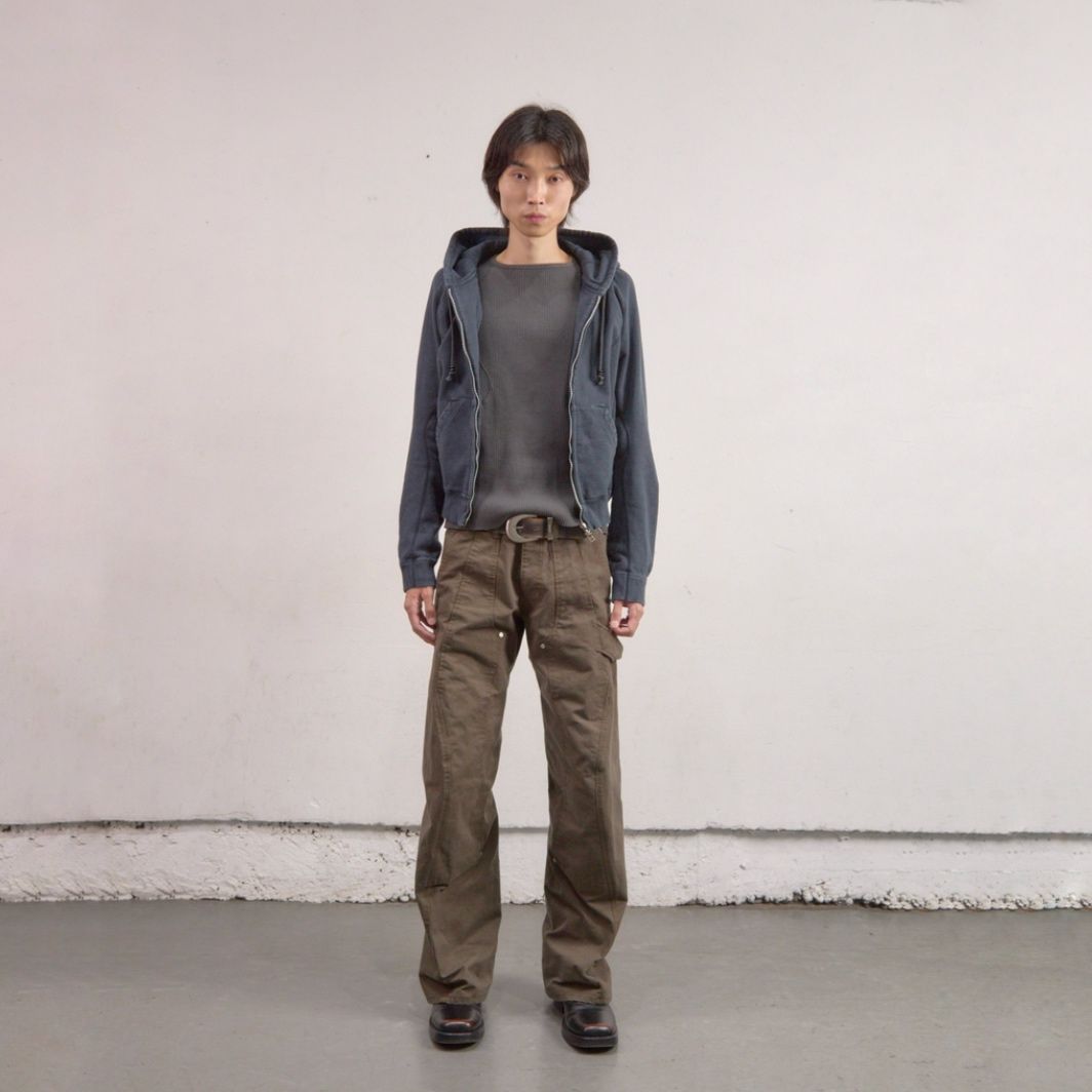 【残りわずか】Panelled Ribbed Long Sleeve T-shirt