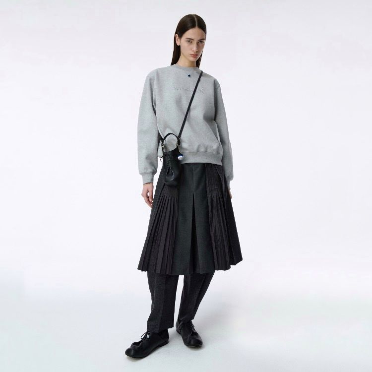 【残り一点】Titan Sweatshirt Product. 45