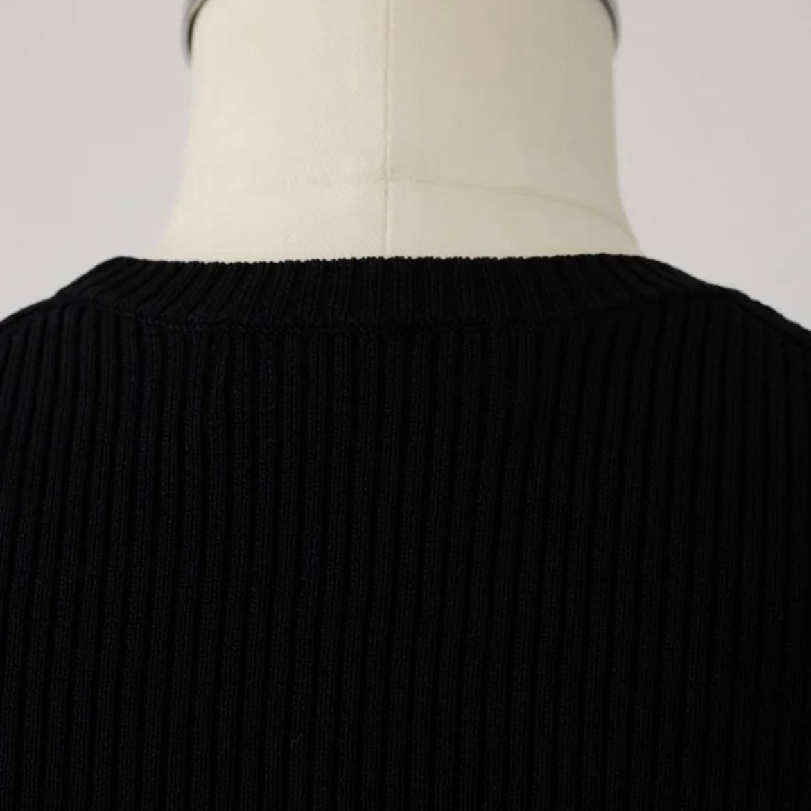 【残り一点】Round Hem Knit Tops
