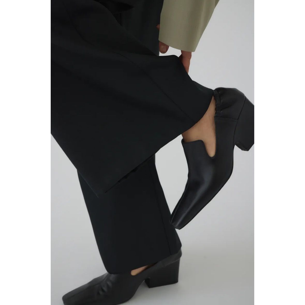 【残り一点】Leather Square Toe Heel