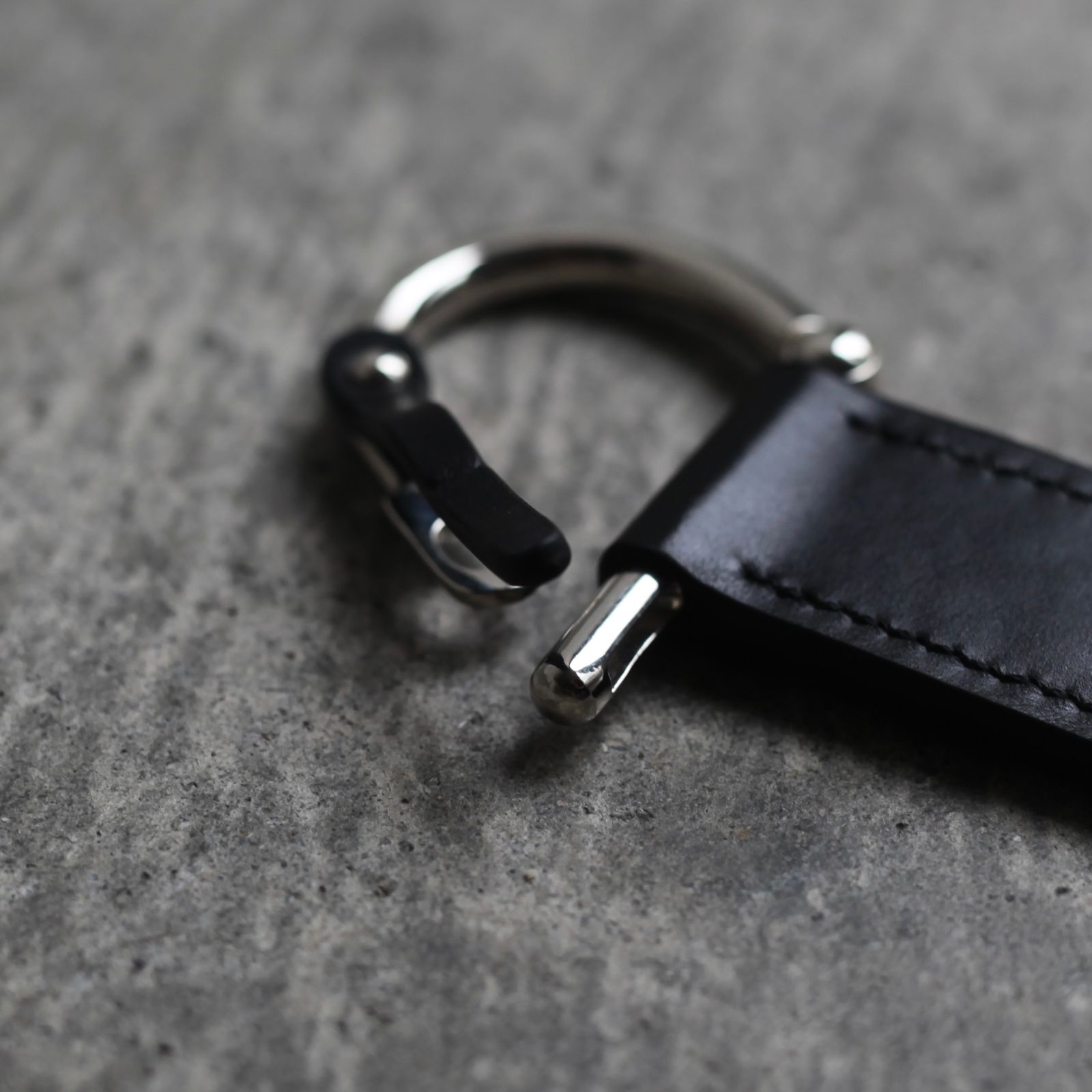 【再販売通知受付可能】Karabiner Key Holder(MARKA)