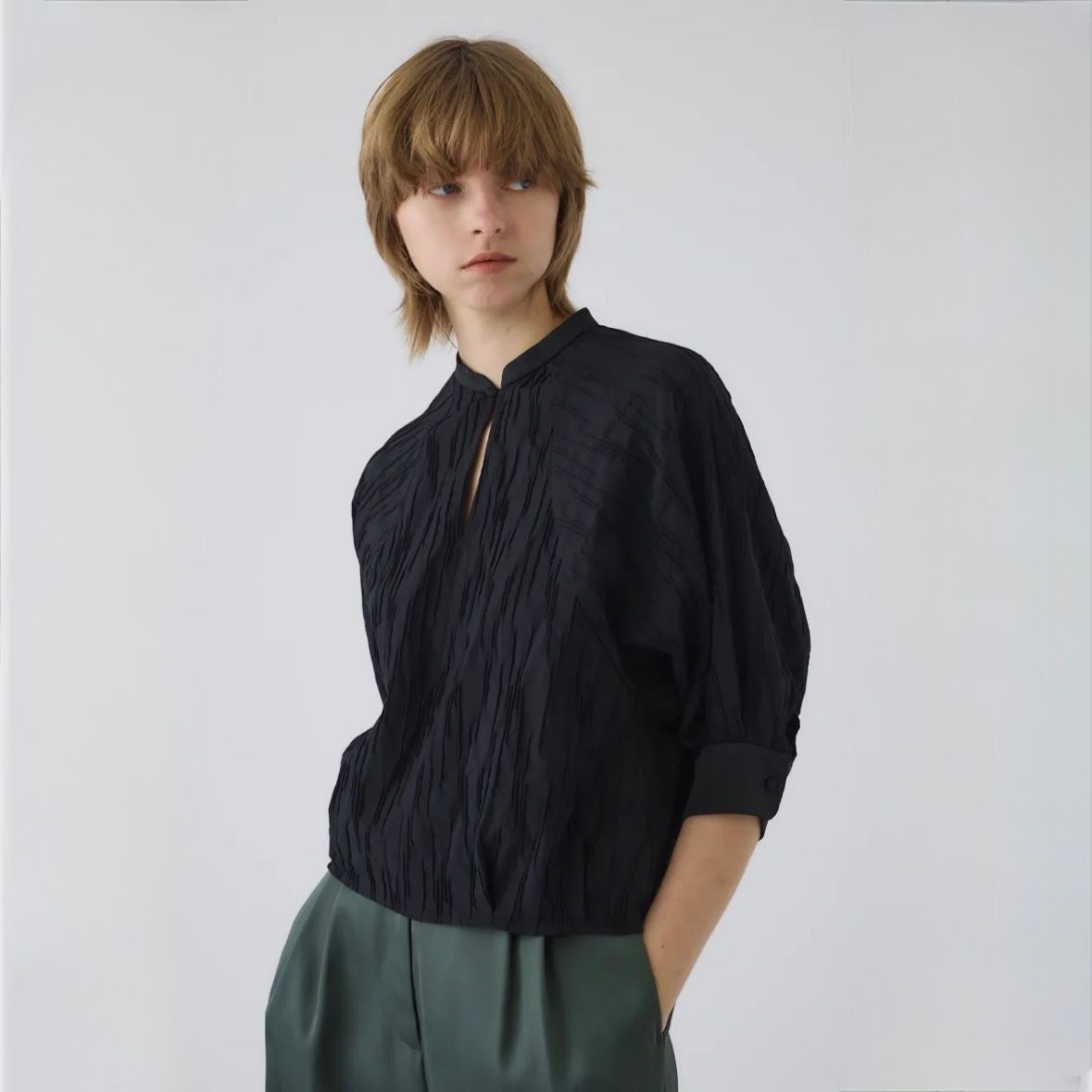 【残り一点】Tuck Pleats Raglan Blouse