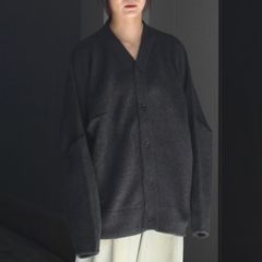 【残りわずか】Extra Fine Wool Knit Tucked Cardigan