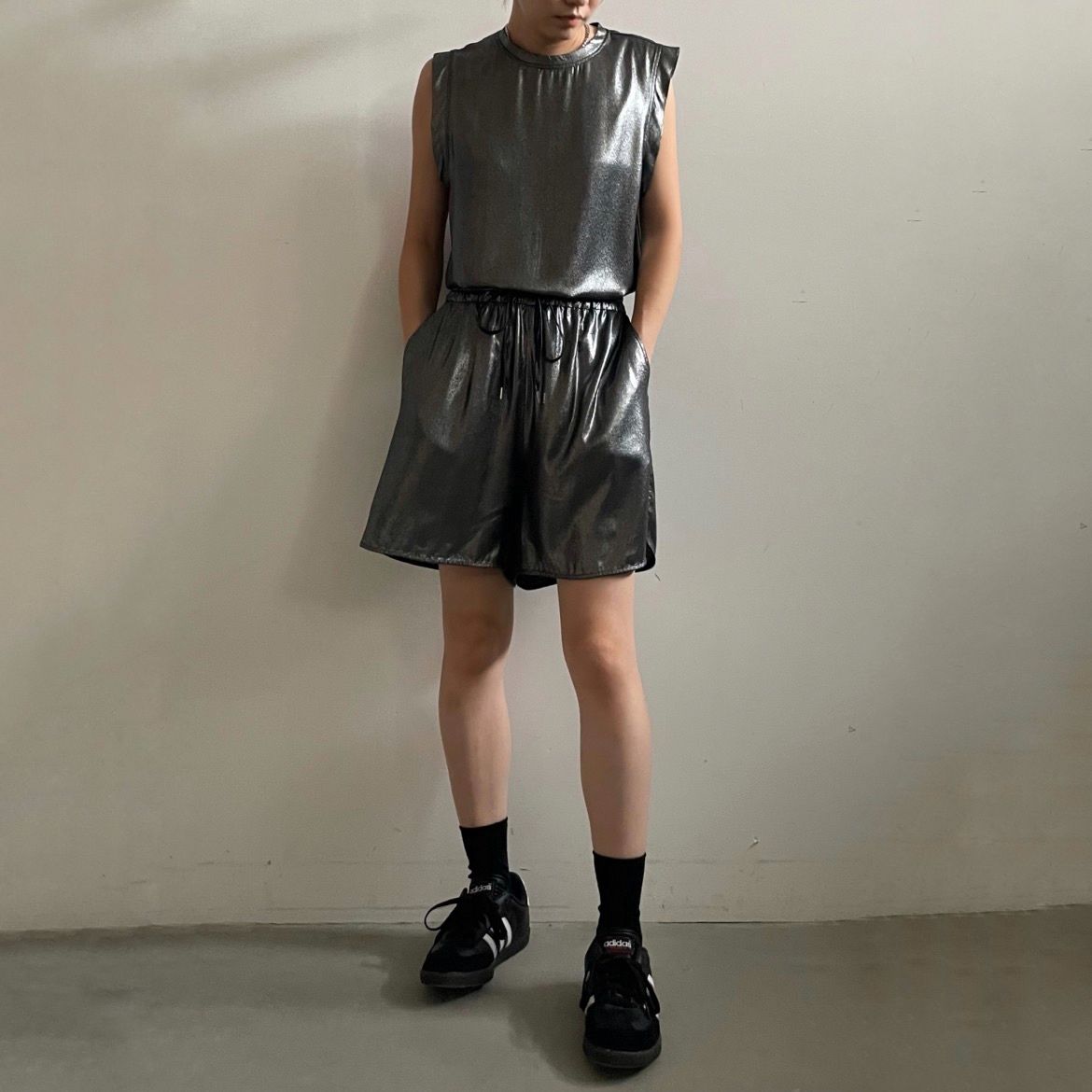 【残り一点】Glitter Minimal Tank Top