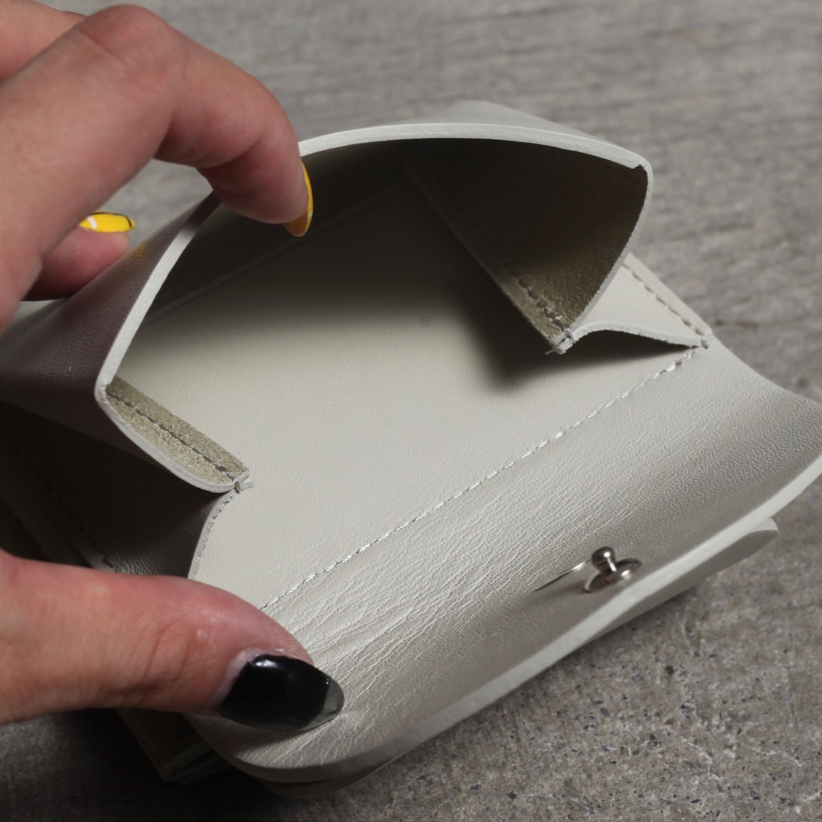 【残り一点】Fold 2F Wallet