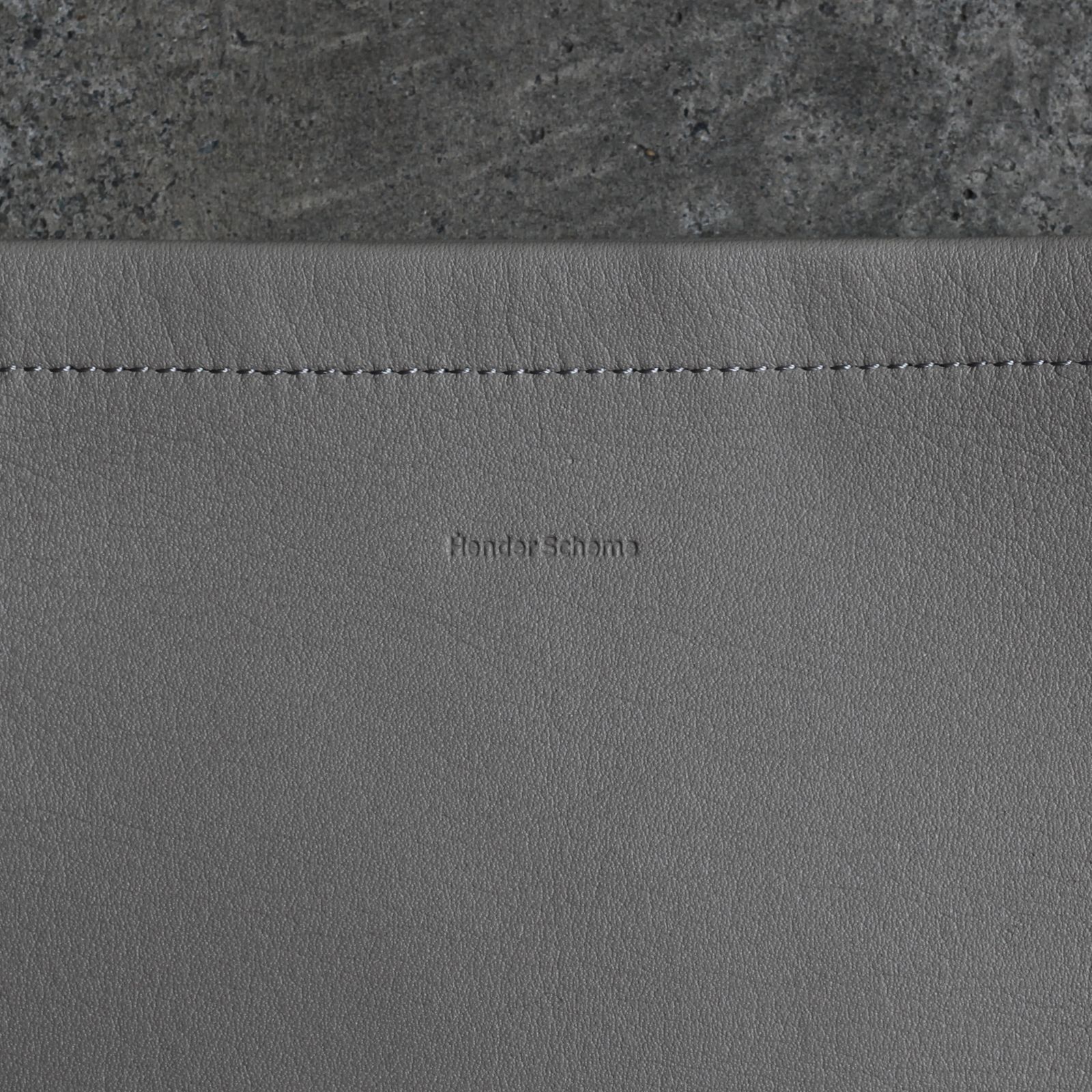 Hender Scheme - 【残りわずか】Cow Shoulder Big(OAK) | ACRMTSM ONLINE STORE