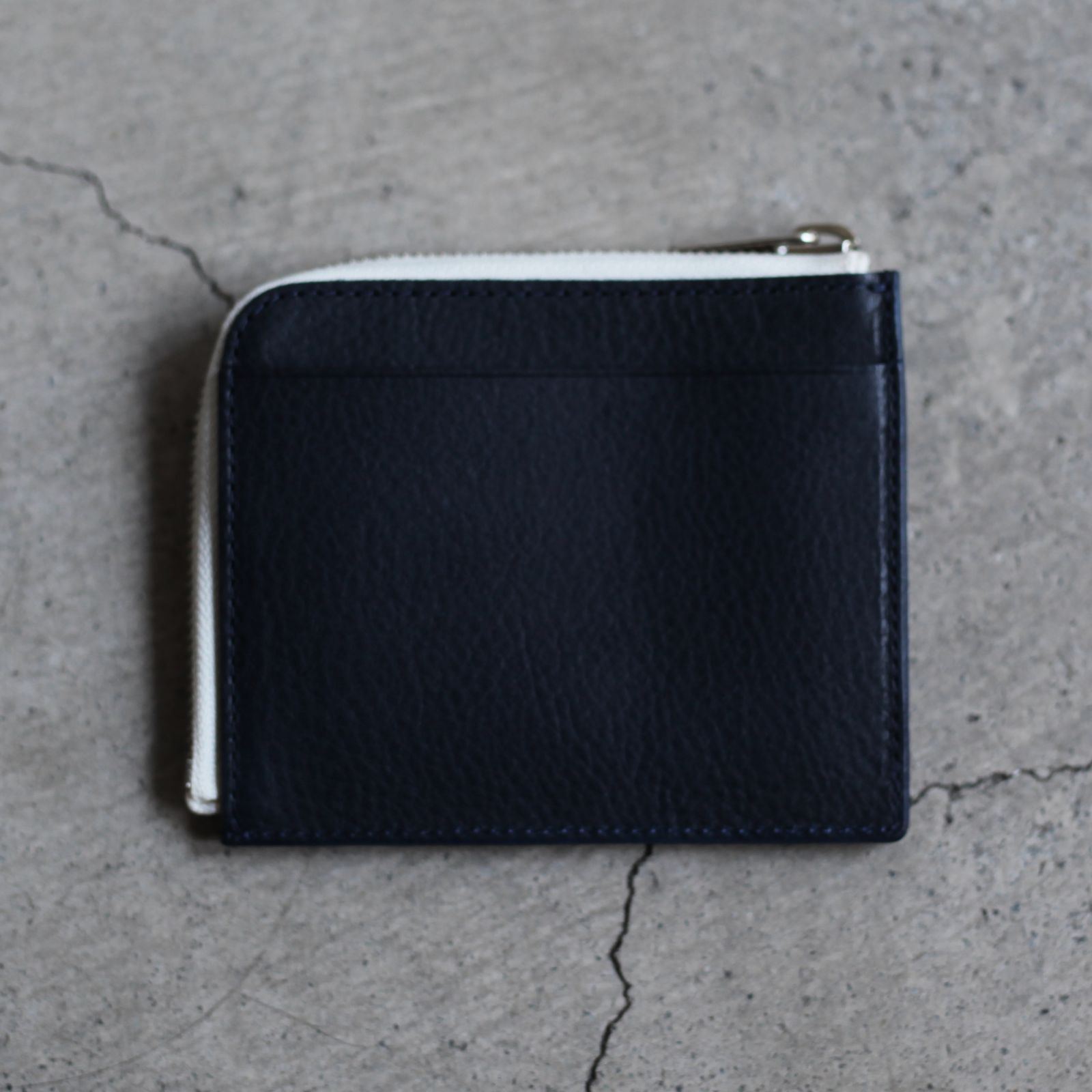 Hender Scheme - 【残りわずか】L Zip Purse(NAVY) | ACRMTSM