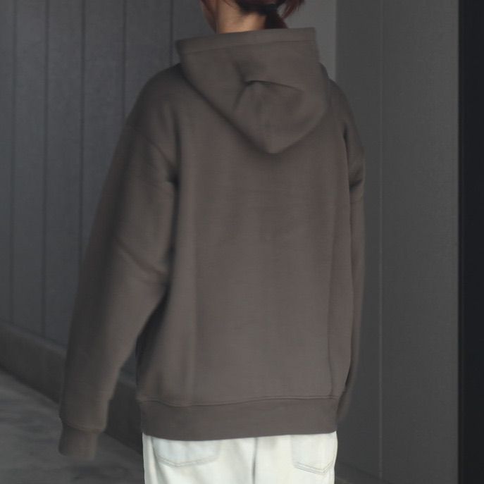 【残りわずか】Classic Blurry Hoodie