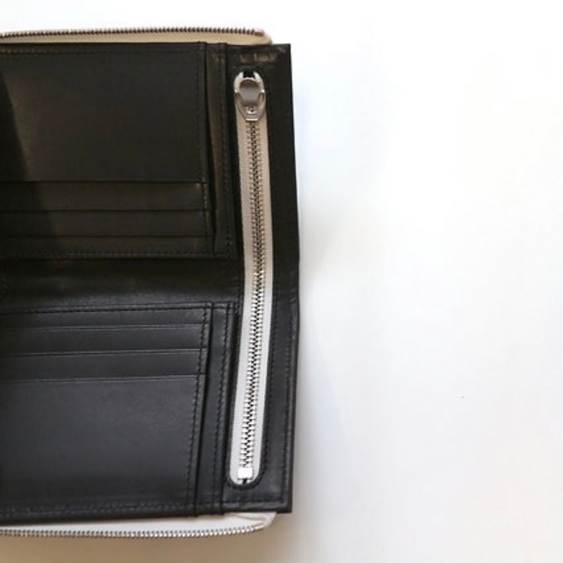 【残り一点】L Midle Purse(KIP)
