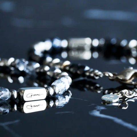 【GARNI】定番人気「Pebble Bracelet」が待望の再入荷。