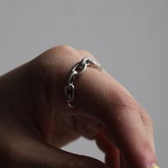 【残り一点】Oval Link Ring(SILVER)