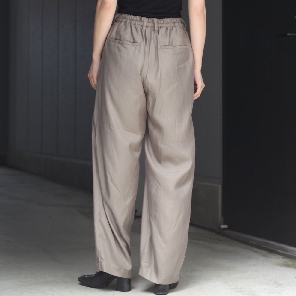 【残りわずか】Cupro Twill Wide Easy Trousers