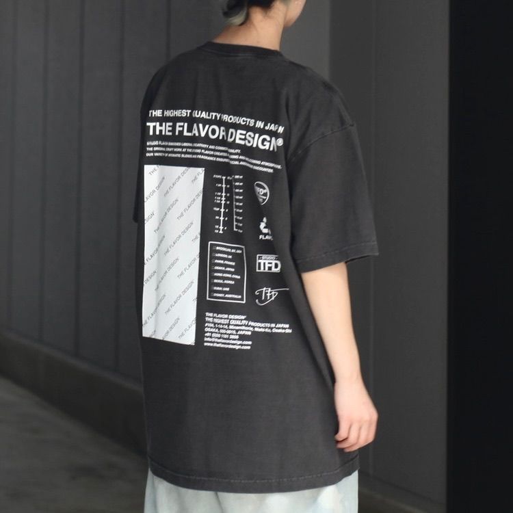 【残りわずか】Flavors Tee
