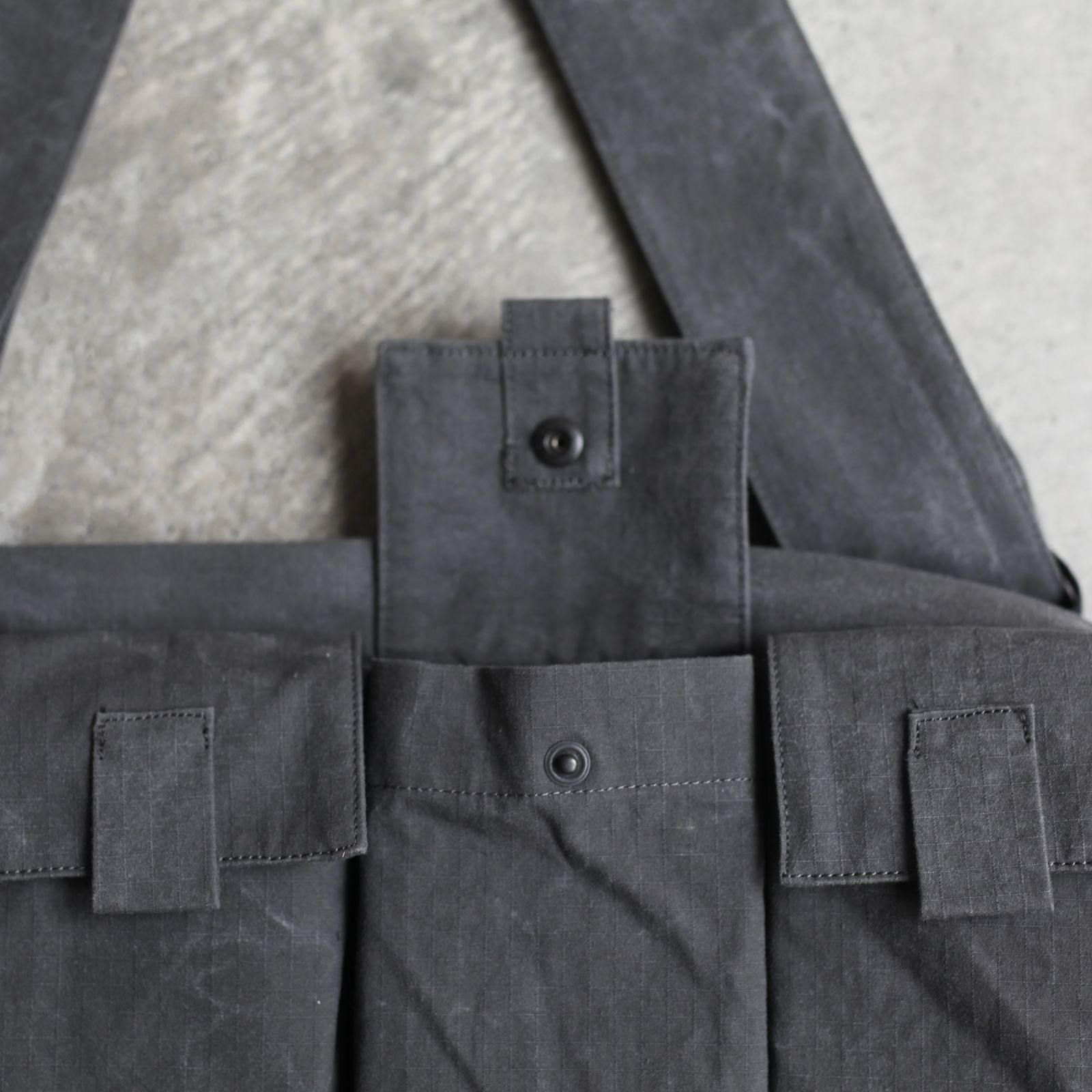 【残り一点】Fang Bag