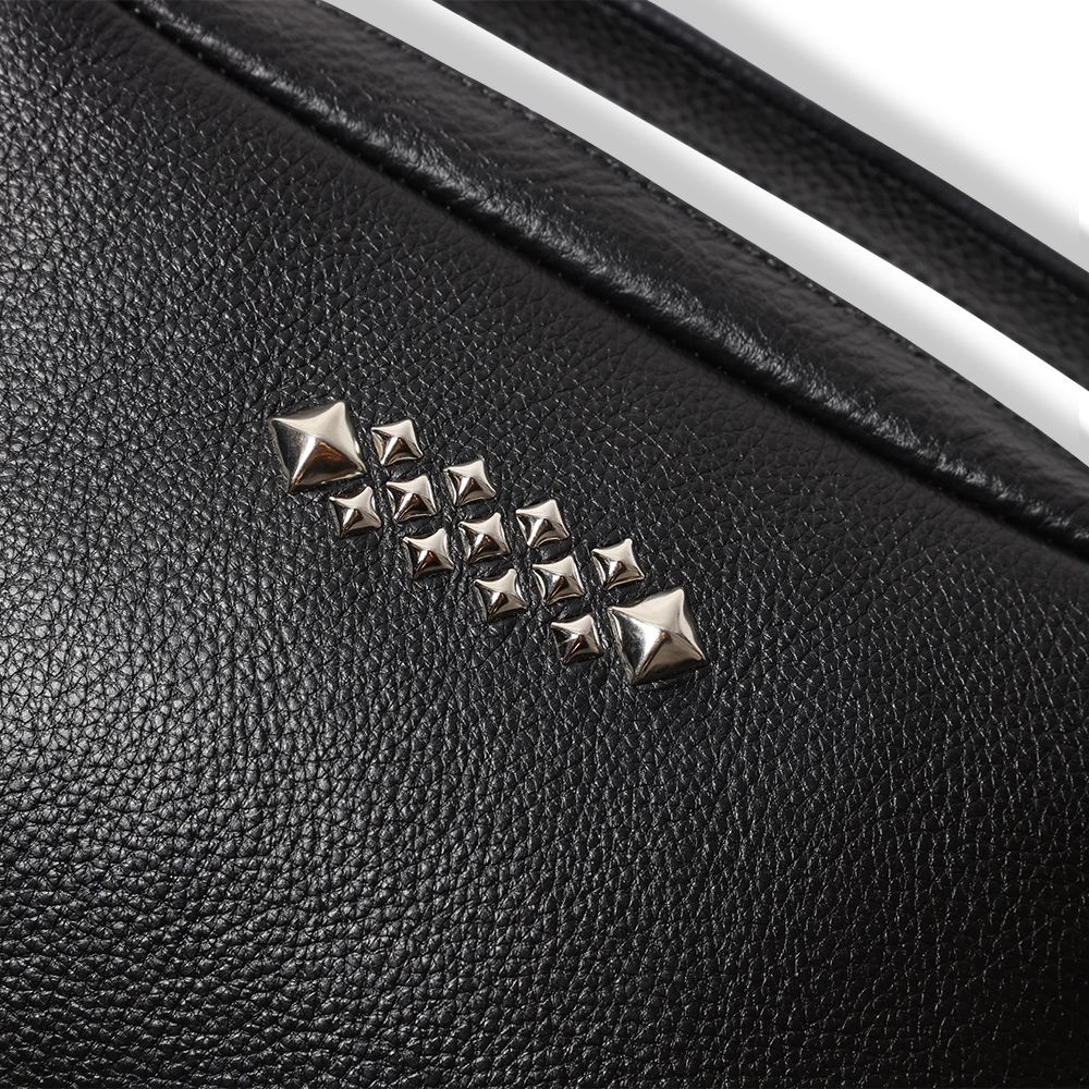 【残り一点】Studs Leather Body Bag
